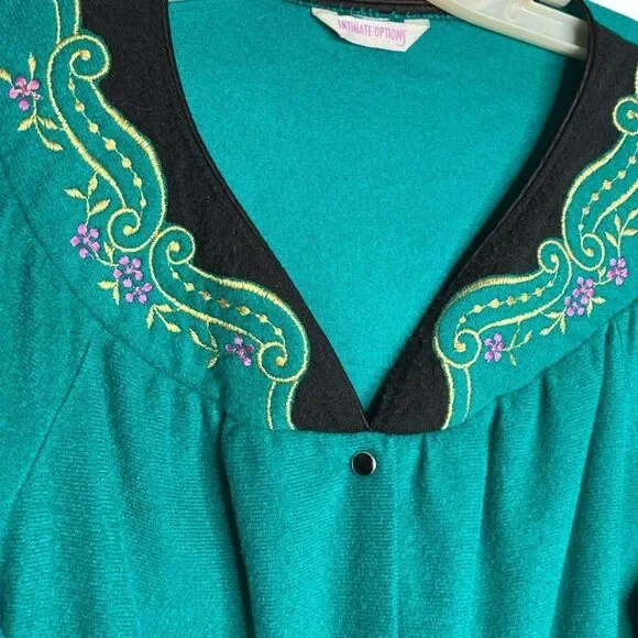 Vintage Intimate Options Robe‎ - Picture 4 of 6